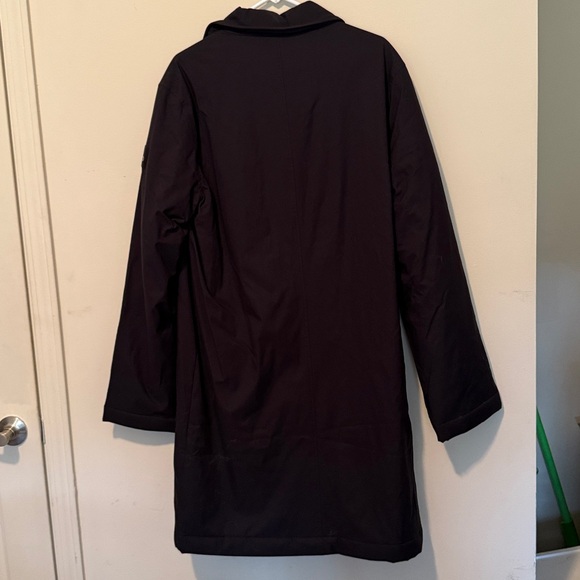 Alo Yoga Unisex Black Signature/Legendary Overcoat - Picture 6 of 6